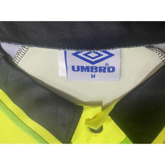 Celtic FC | Men’s Medium Retro Jersey - Picture 3 of 7